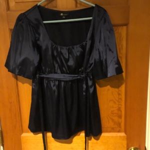 Blouse, navy, shirt sleeve, ties high at chest